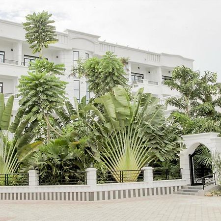 Hotel Kangaroo Bujumbura Bagian luar foto