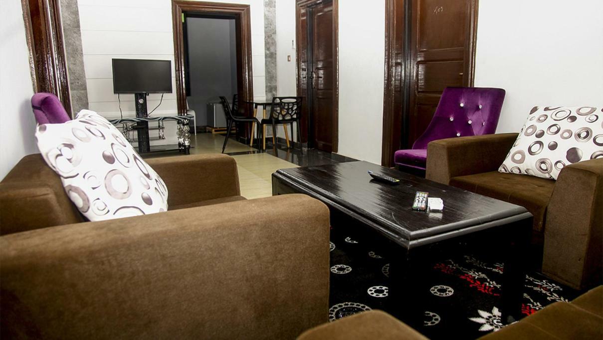 Hotel Kangaroo Bujumbura Bagian luar foto