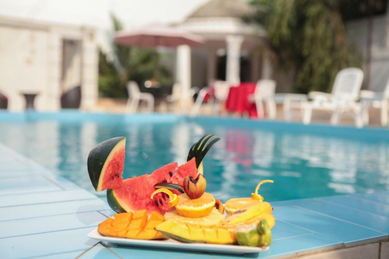 Hotel Kangaroo Bujumbura Bagian luar foto