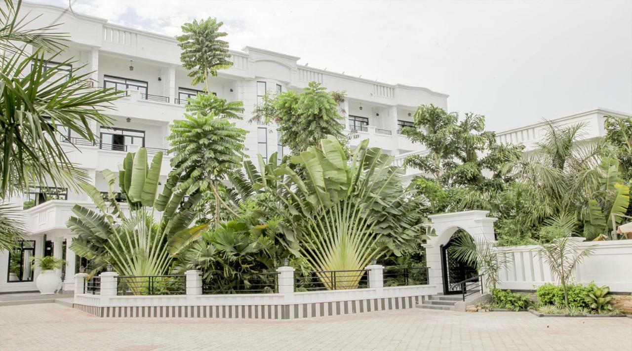 Hotel Kangaroo Bujumbura Bagian luar foto